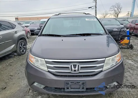 2013 Honda Odyssey Touring из США, поврежденный, VIN 5FNRL5H94DB078674